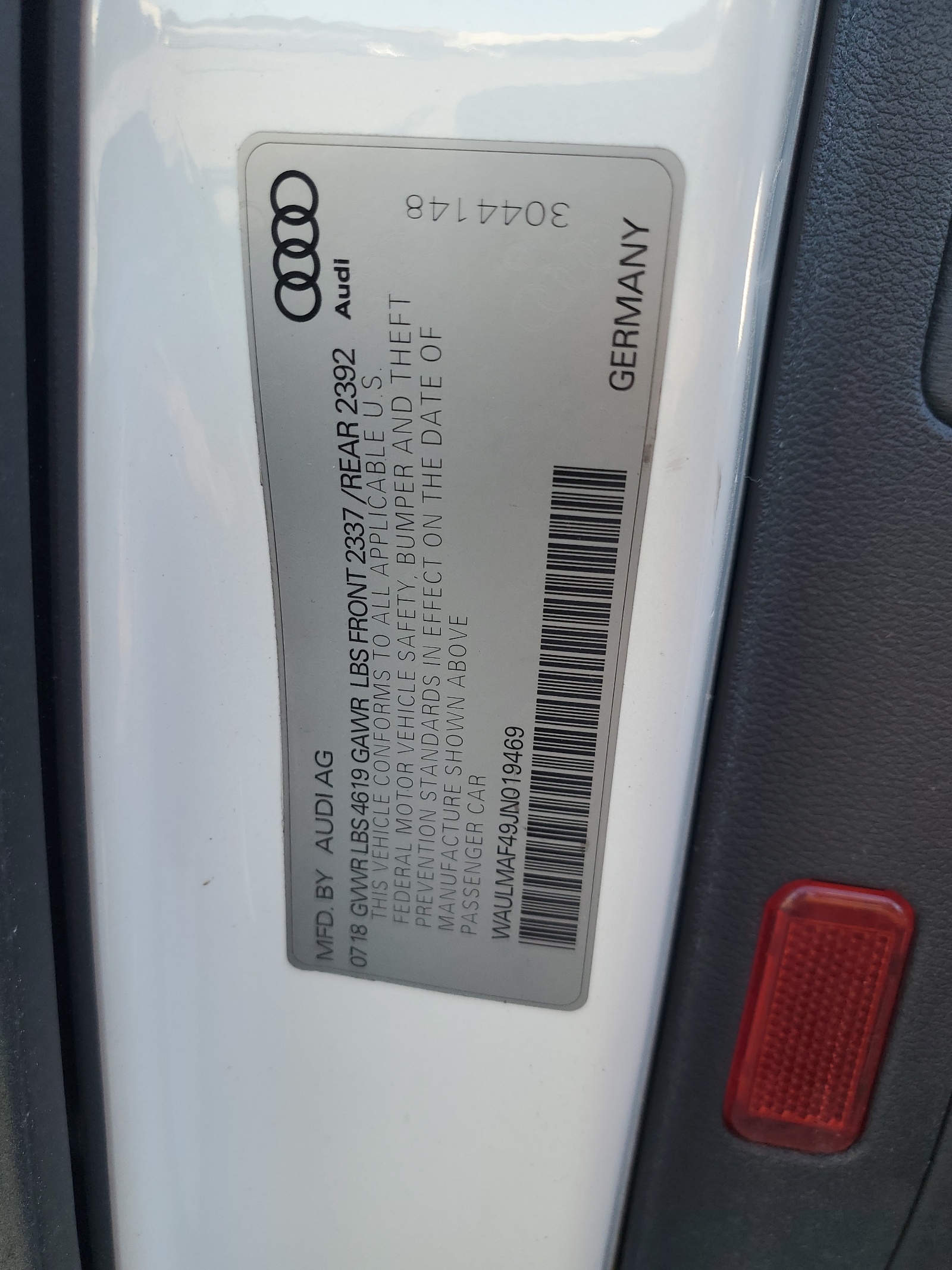 WAULMAF49JN019469 2018 Audi A4 Premium Plus