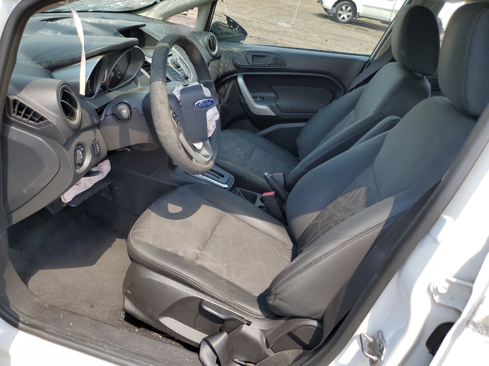 3FADP4BJ1CM155836 2012 Ford Fiesta Se