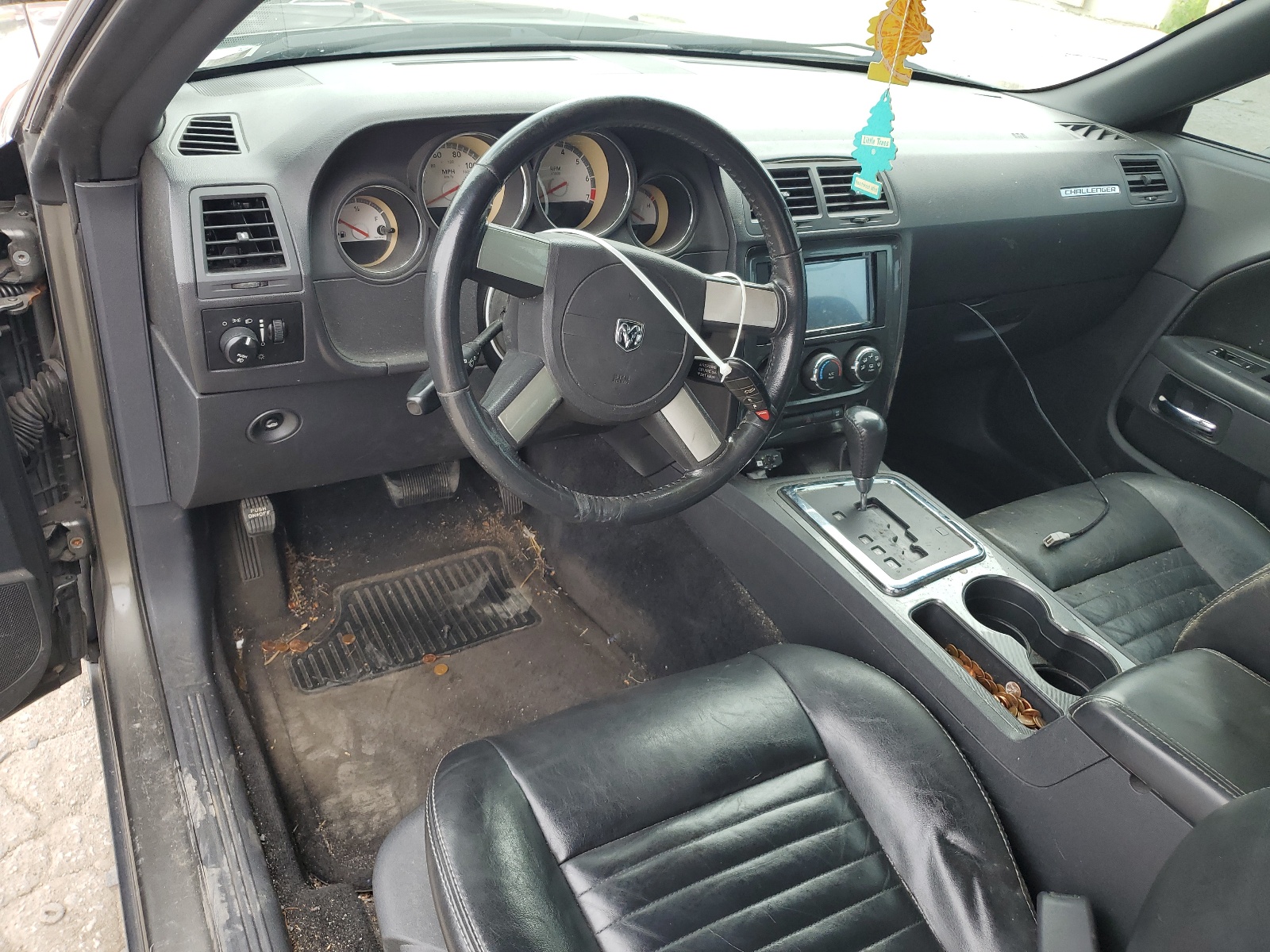 2B3CJ4DV2AH149113 2010 Dodge Challenger Se