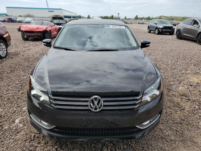  VOLKSWAGEN PASSAT 2015 Чорний