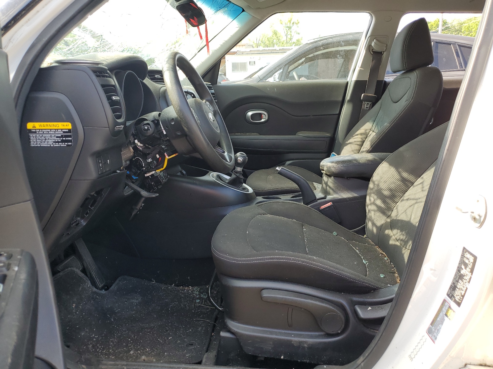 KNDJN2A23J7570214 2018 Kia Soul