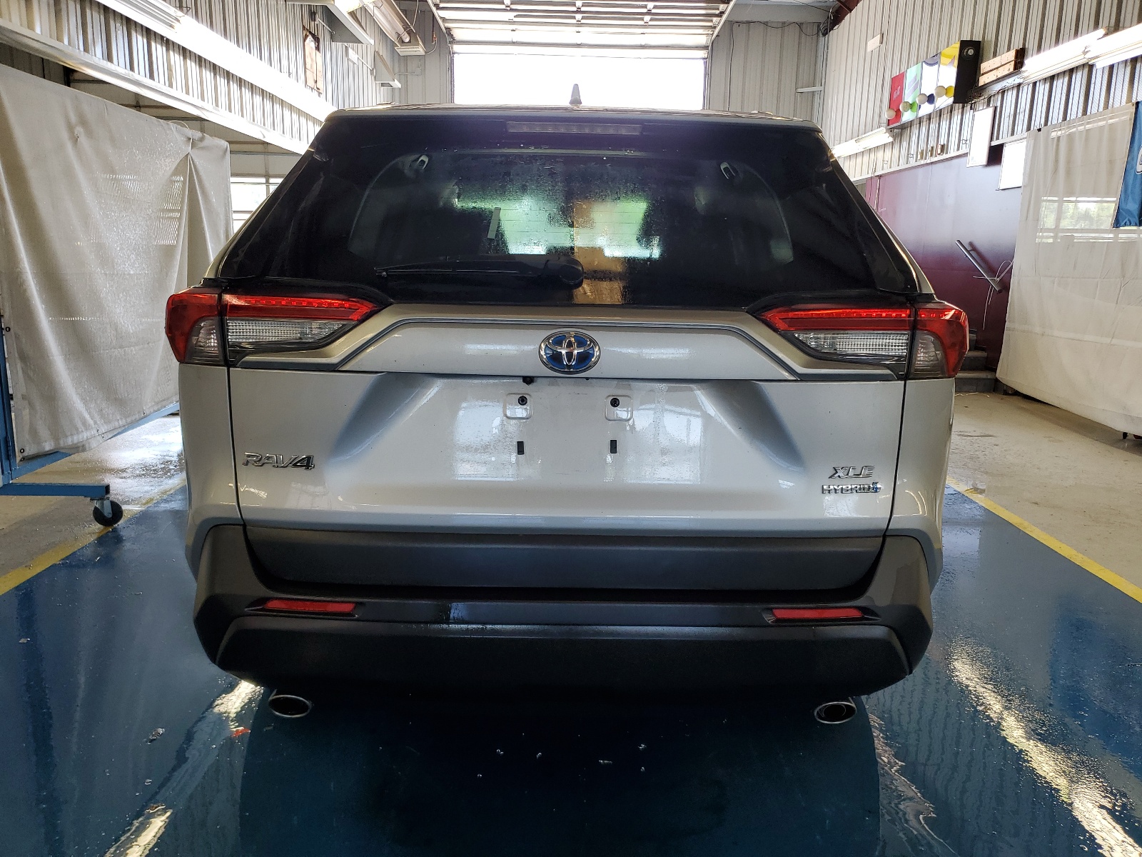 2T3RWRFV9RW194260 2024 Toyota Rav4 Xle