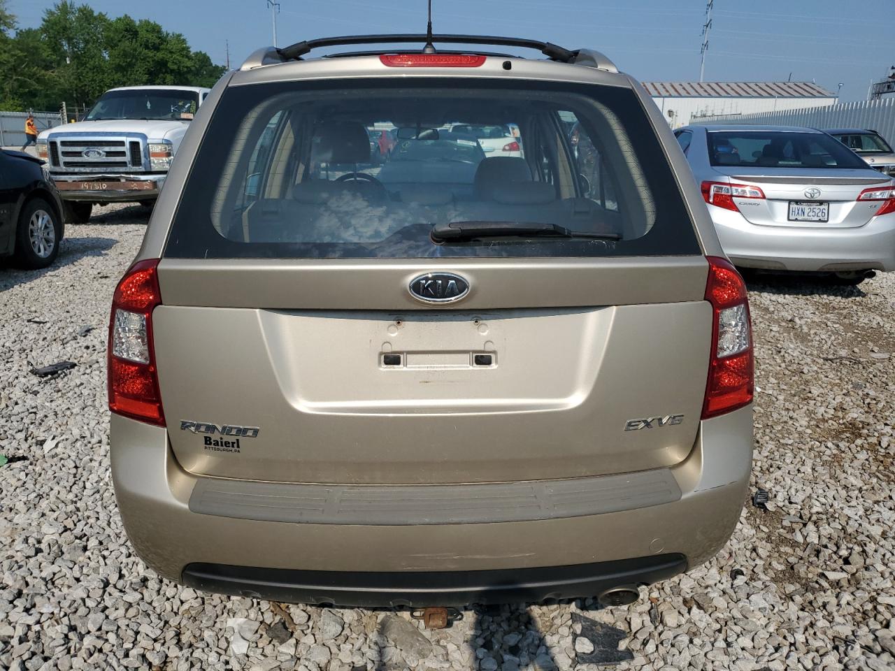 2007 Kia Rondo Lx VIN: KNAFG526977112525 Lot: 56338404