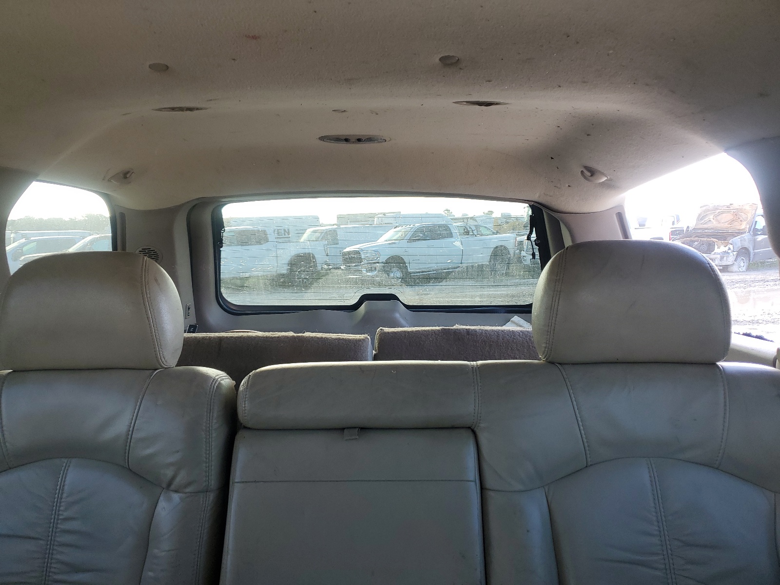 1GNEC13Z62J340321 2002 Chevrolet Tahoe C1500