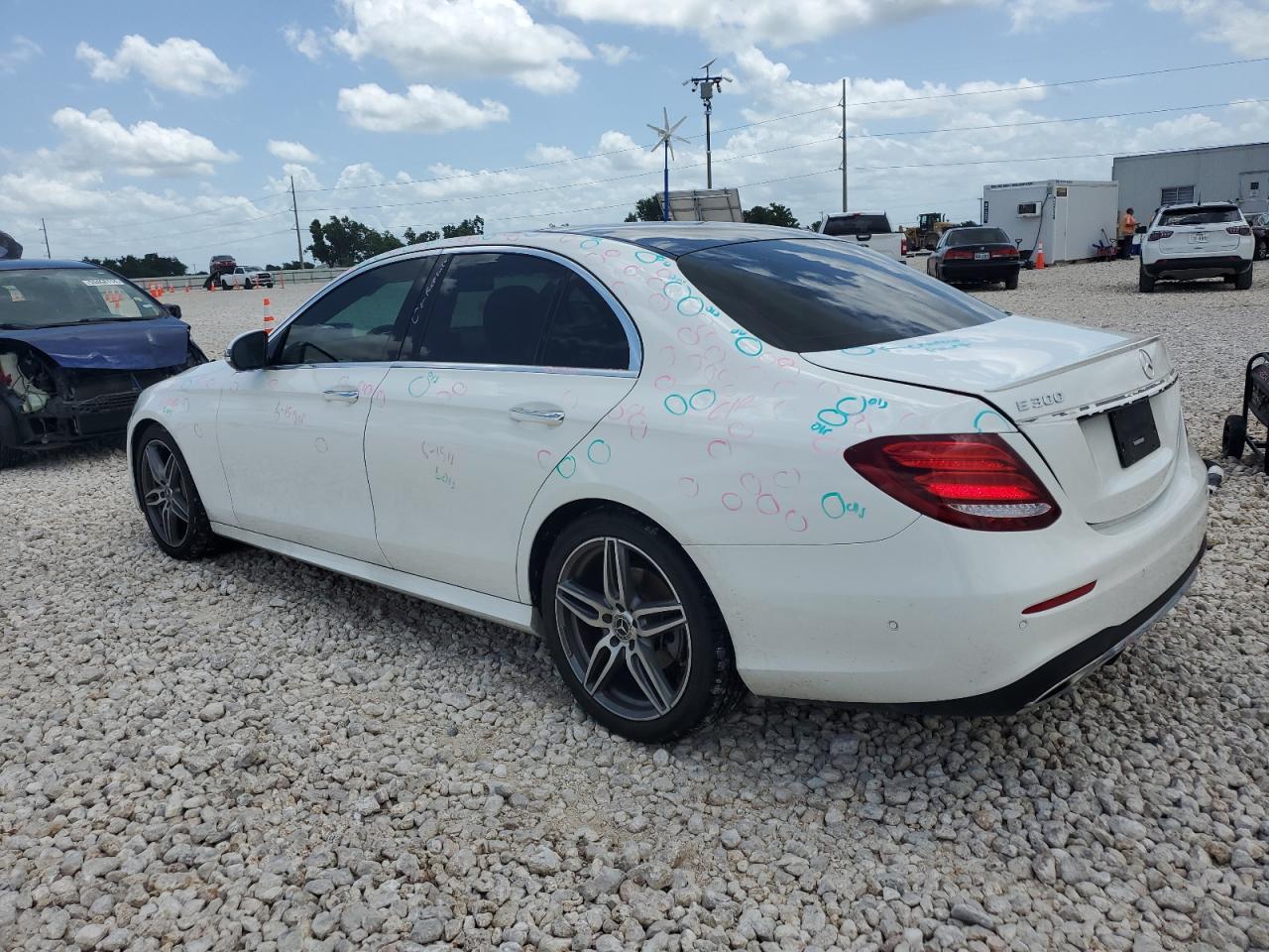 WDDZF4JB4KA529466 2019 MERCEDES-BENZ E CLASS - Image 2