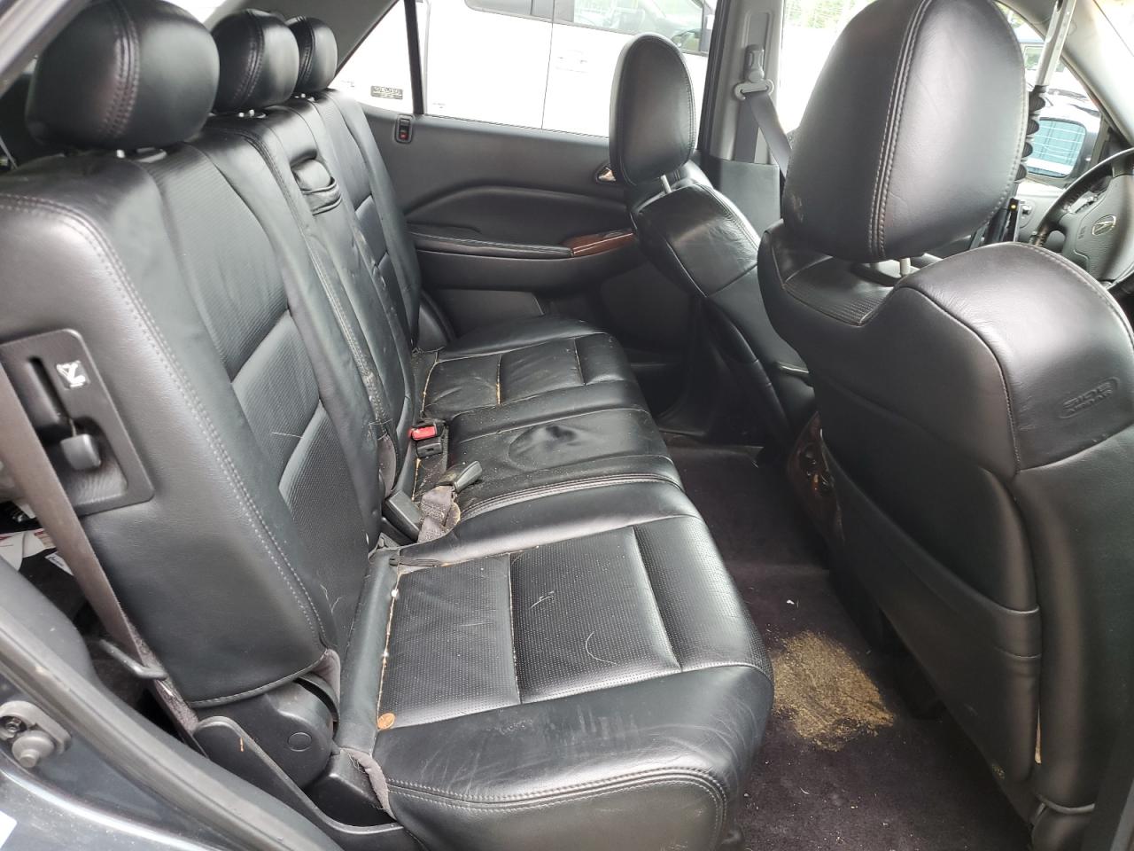 2005 Acura Mdx VIN: 2HNYD18215H556916 Lot: 58404044