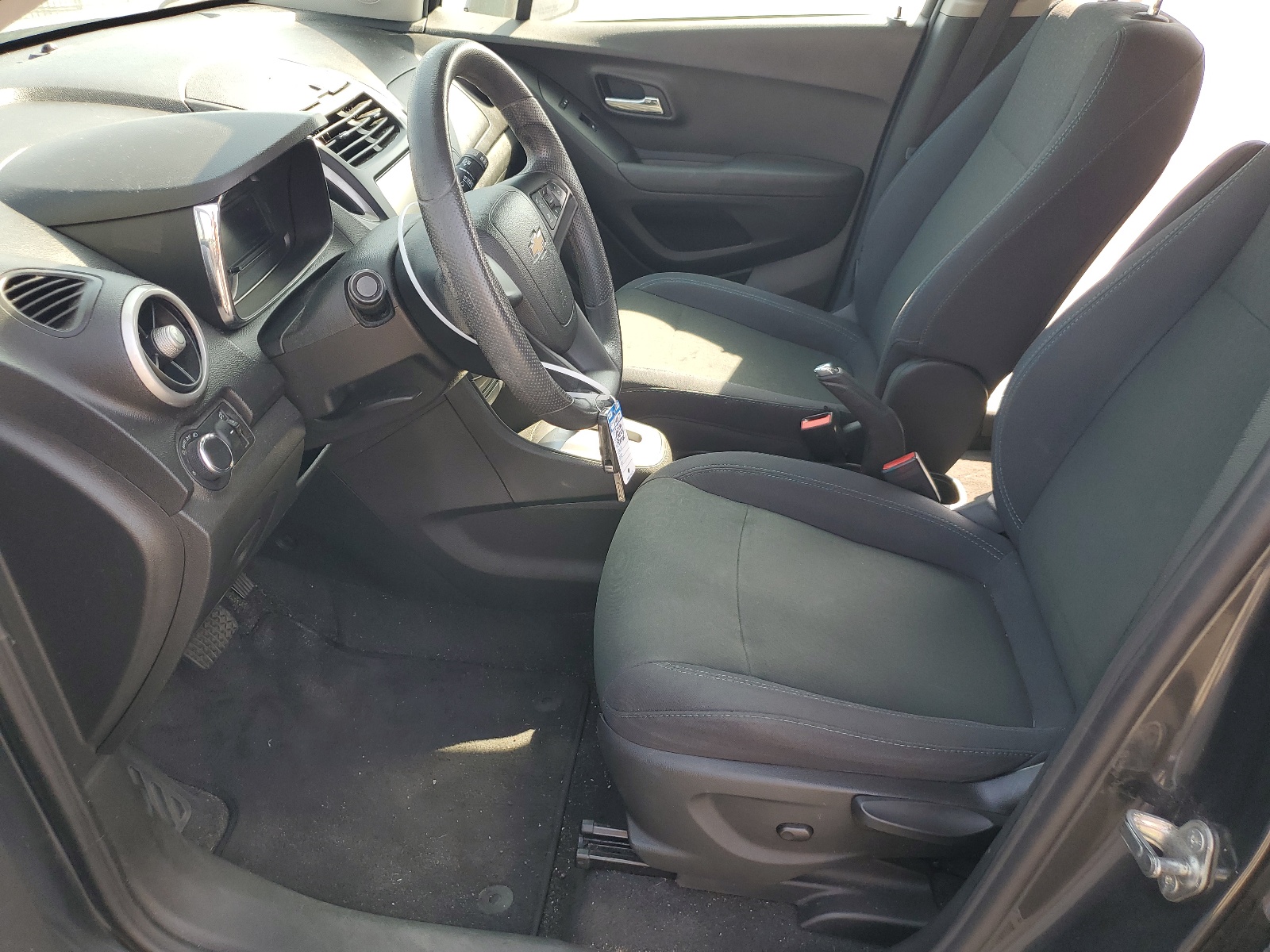 3GNCJNSB0GL236450 2016 Chevrolet Trax Ls