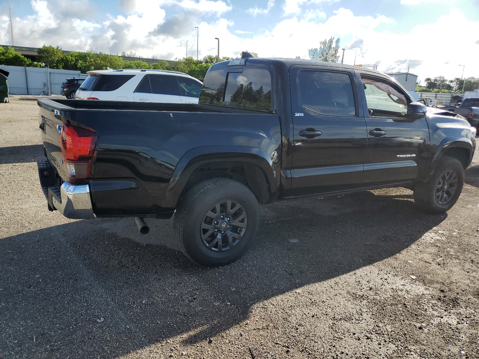 2023 Toyota Tacoma Double Cab vin: 3TMAZ5CN8PM205829