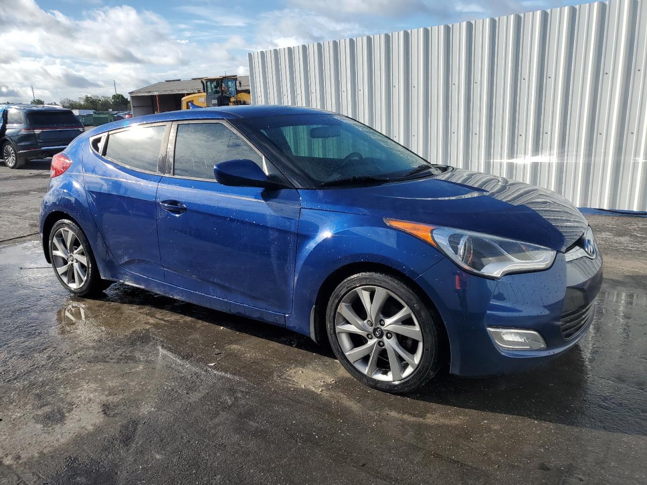 2017 Hyundai Veloster VIN: KMHTC6AD1HU322395 Lot: 58240914