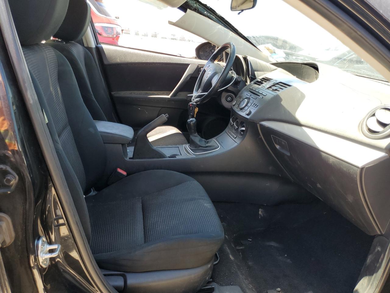 2012 Mazda 3 - Image 7