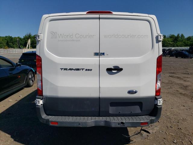 Фургоны FORD TRANSIT 2015 Белый