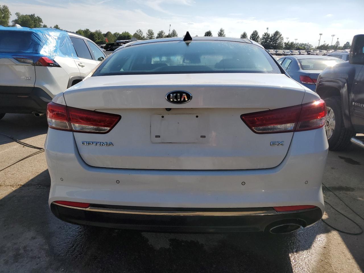 2016 Kia Optima Ex VIN: 5XXGU4L33GG093797 Lot: 60087474