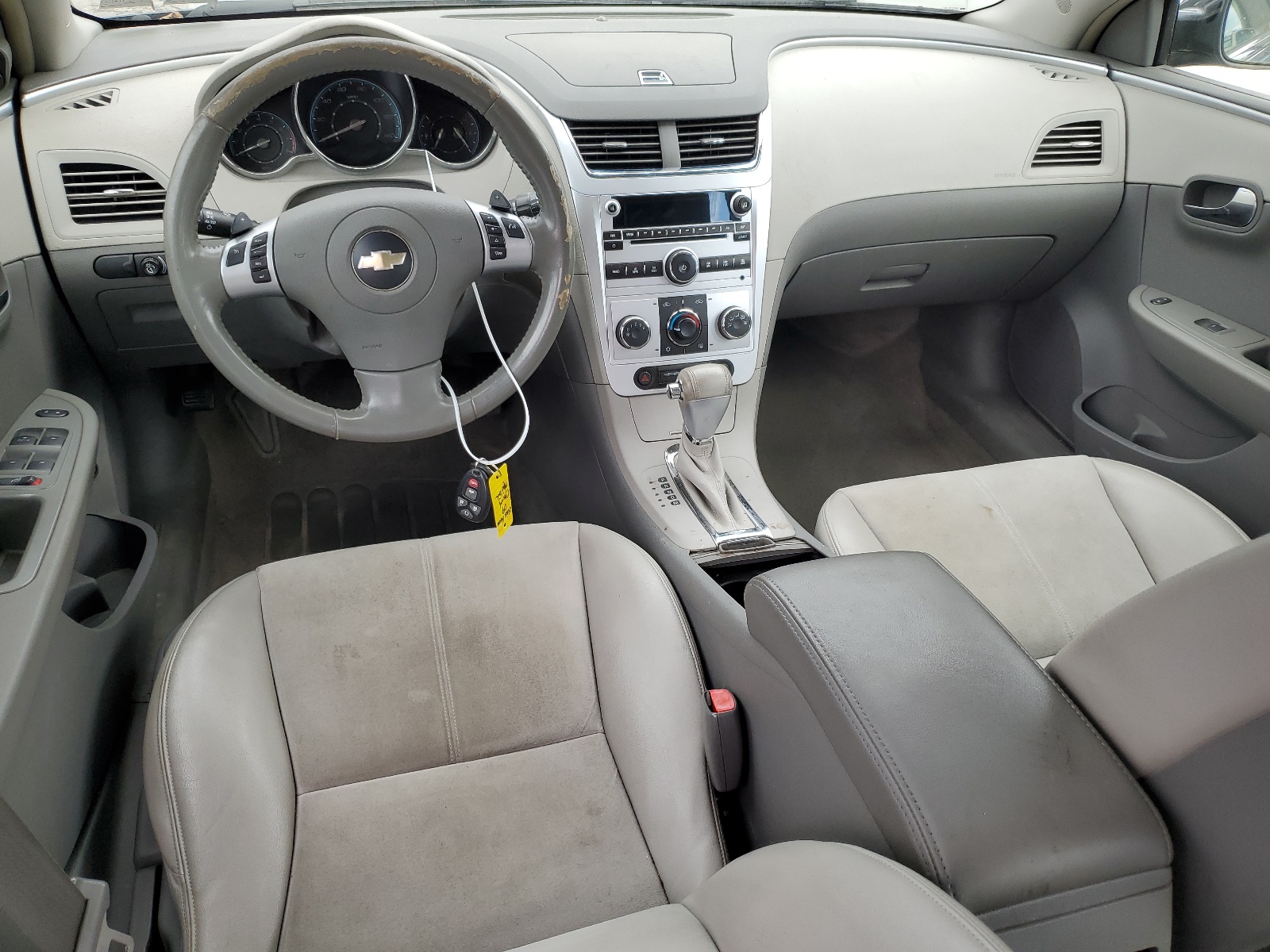 1G1ZJ57B894151210 2009 Chevrolet Malibu 2Lt