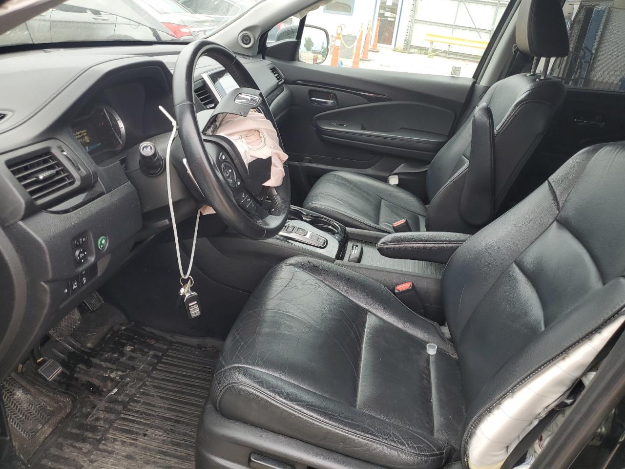 2016 Honda Pilot Touring VIN: 5FNYF6H92GB023945 Lot: 61094484