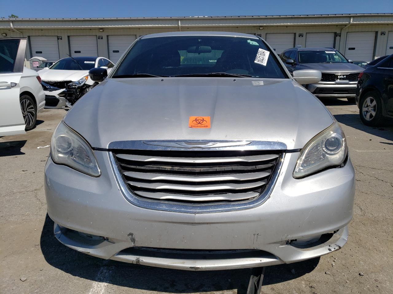 2012 Chrysler 200 - Image 5