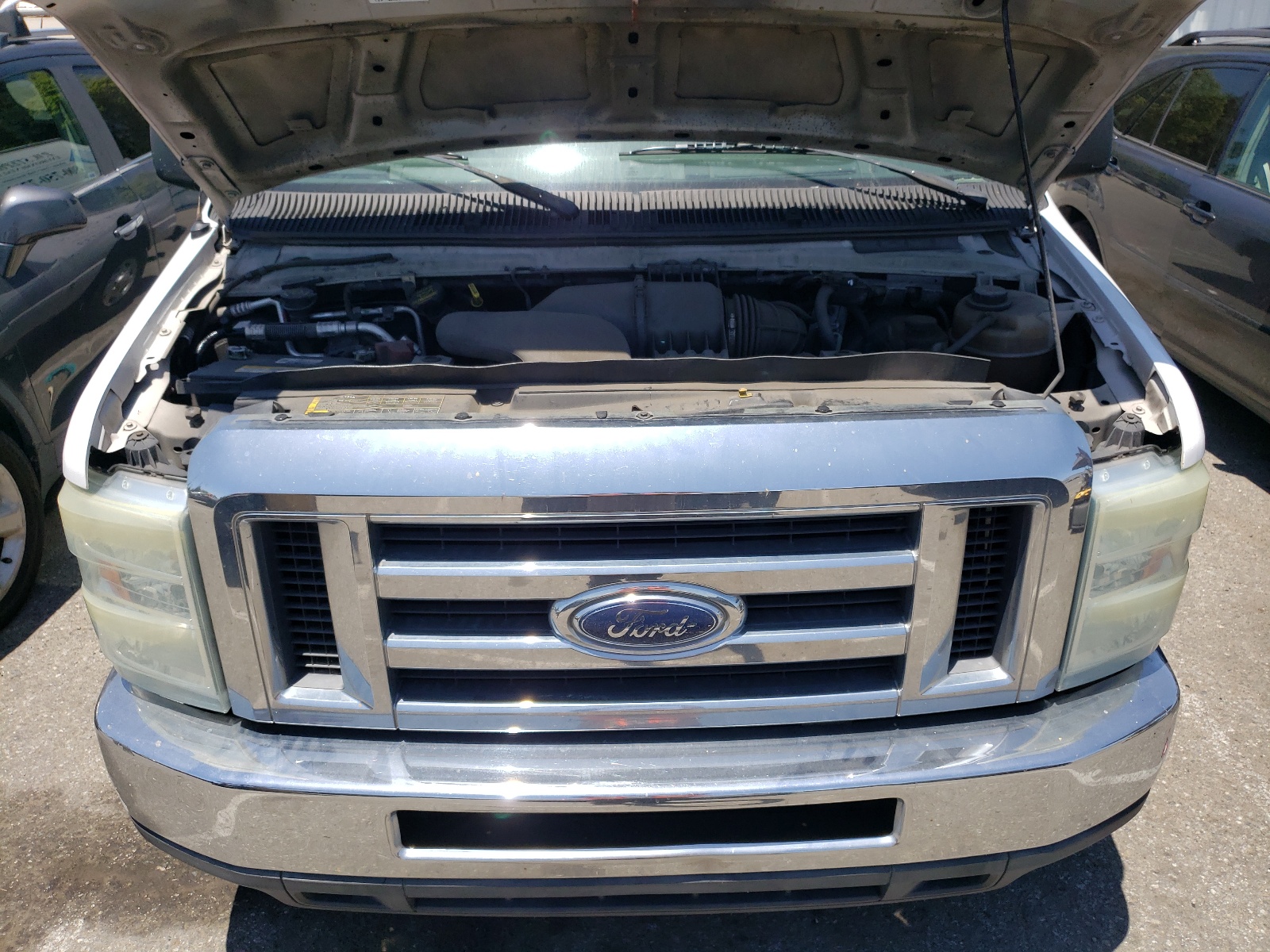 1FTNE2EW8BDA57414 2011 Ford Econoline E250 Van