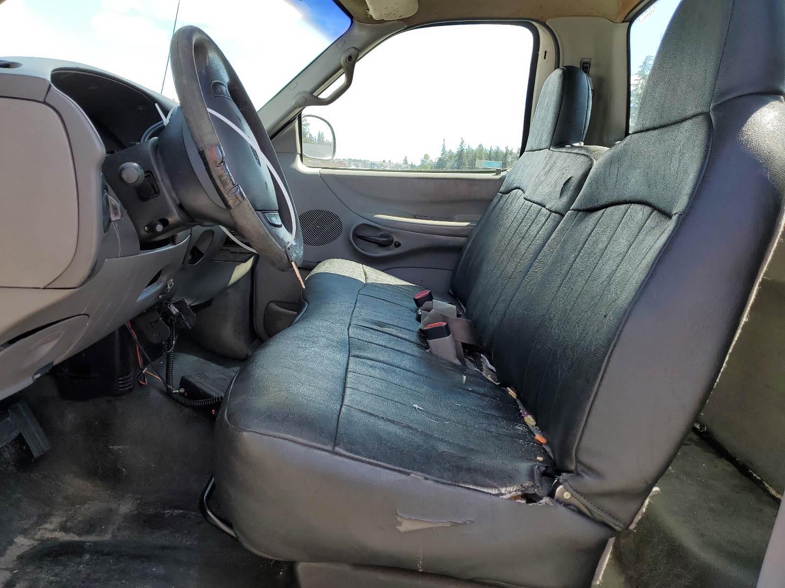 1FTZF1724WKB98047 1998 Ford F150