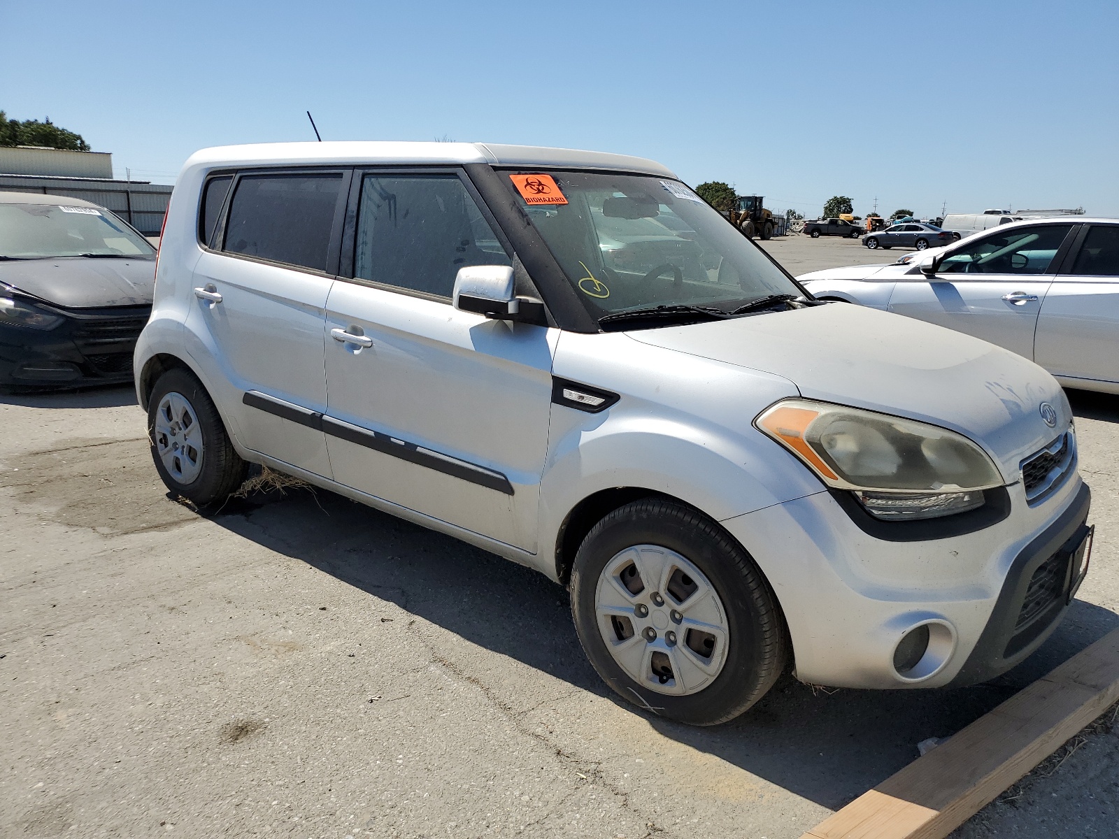 2012 Kia Soul vin: KNDJT2A55C7455391