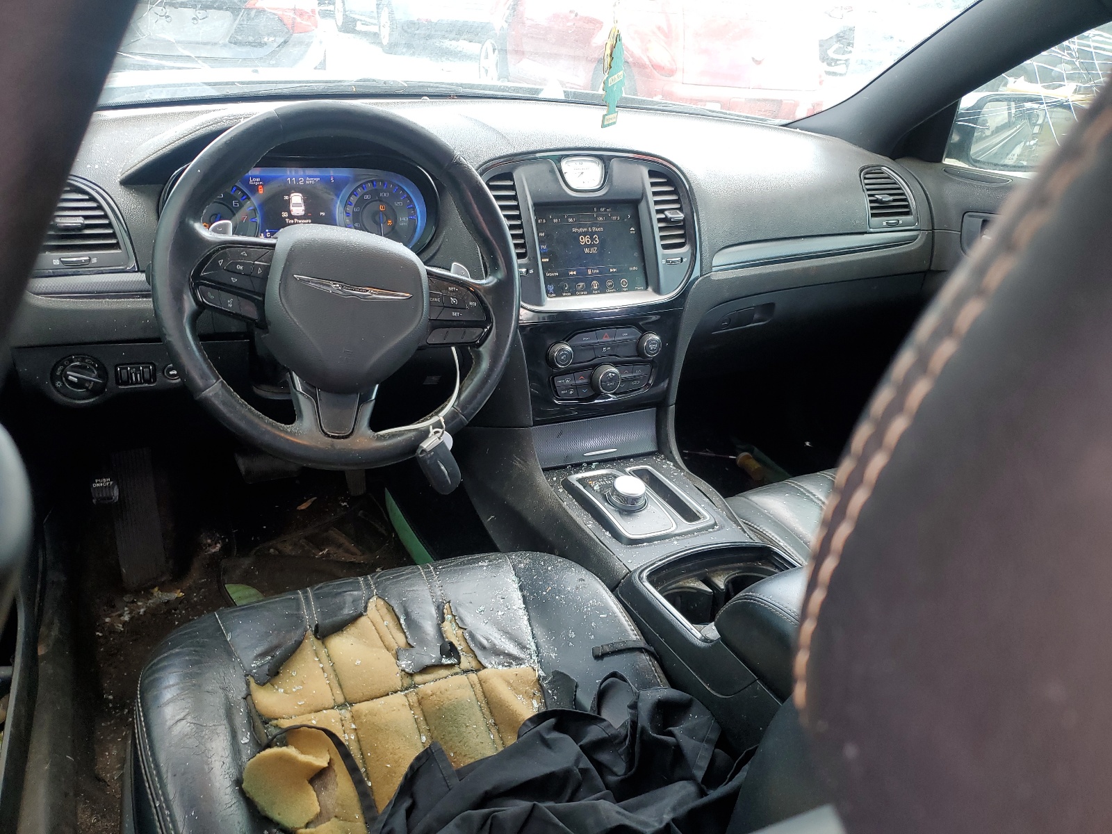 2C3CCABG8FH893886 2015 Chrysler 300 S