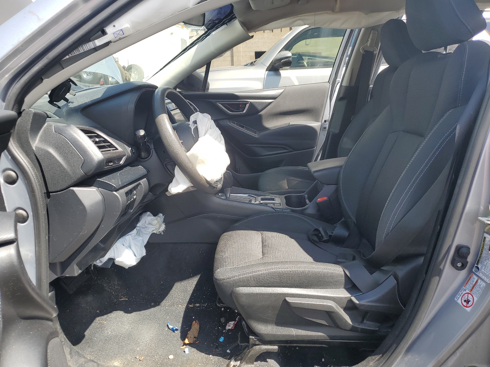 JF2SKAAC5KH469348 2019 Subaru Forester