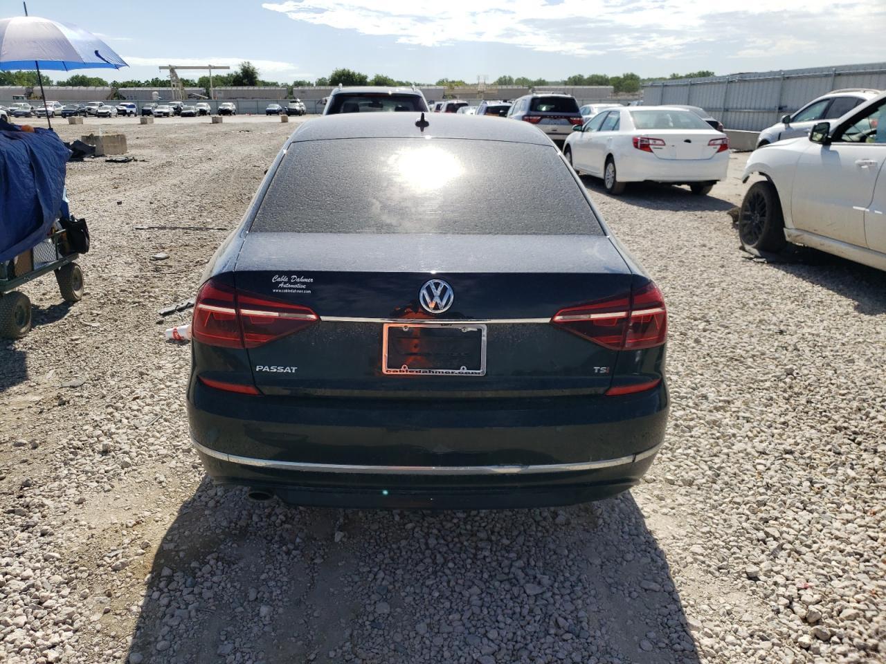 1VWDT7A32HC083853 2017 Volkswagen Passat R-Line