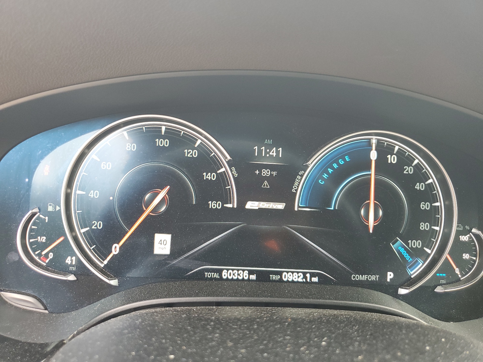 WBAJA9C5XJB033930 2018 BMW 530E