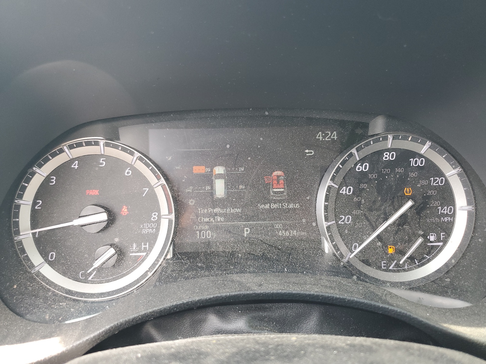 5TDGZRBH9NS588044 2022 Toyota Highlander Xle