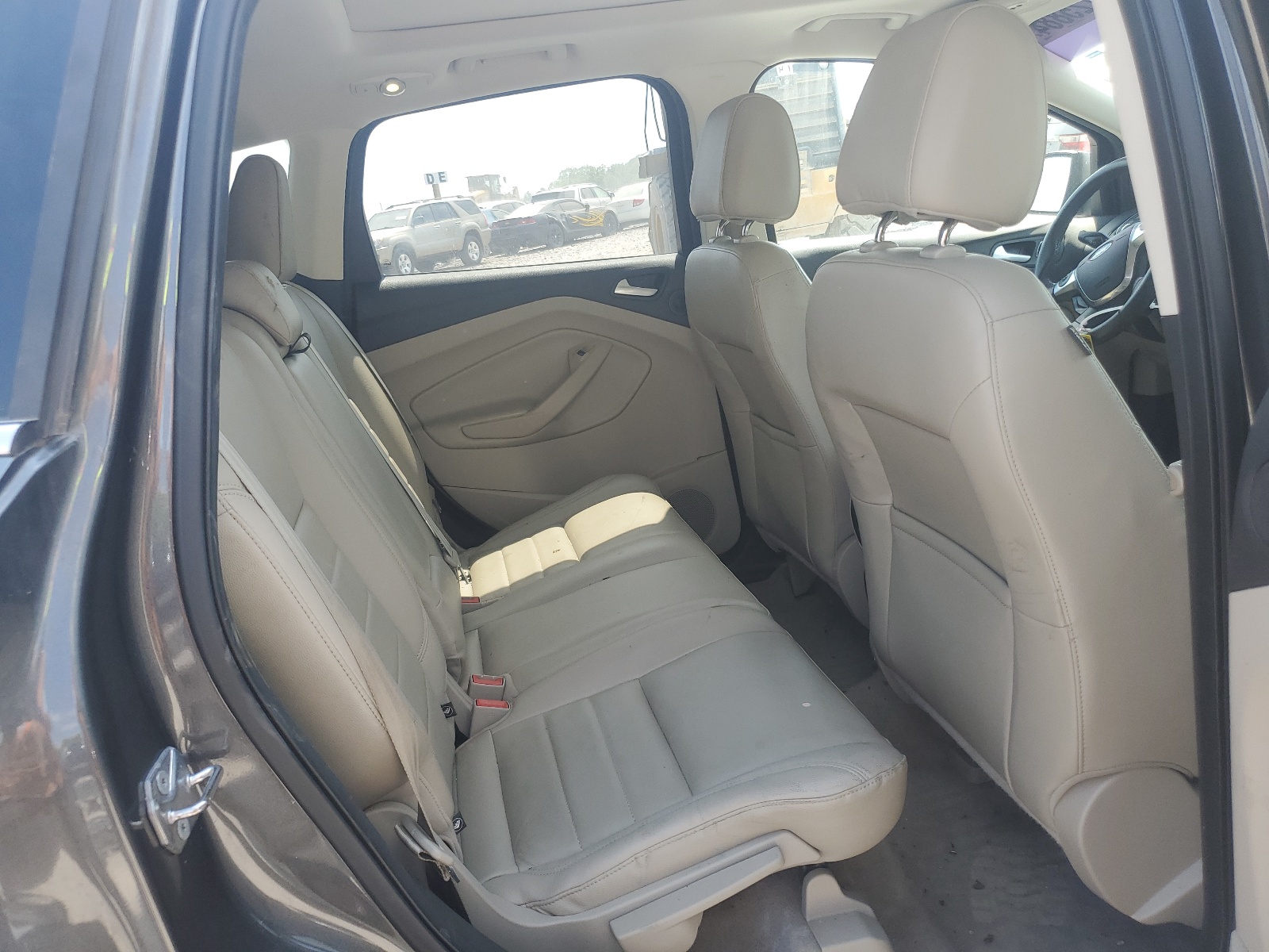 1FMCU0JX8FUA98687 2015 Ford Escape Titanium