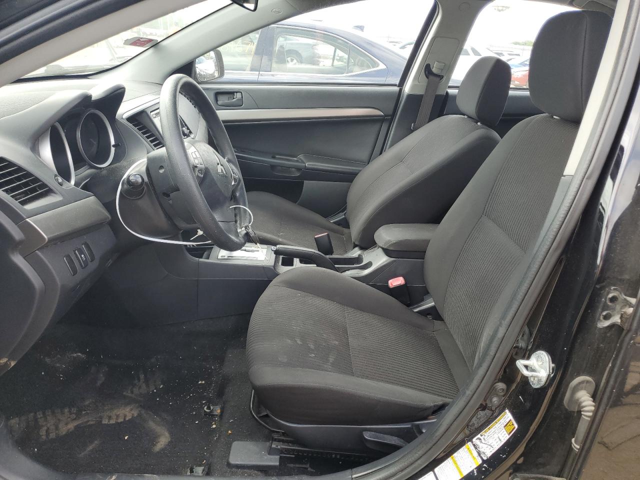 2014 Mitsubishi Lancer - Image 7