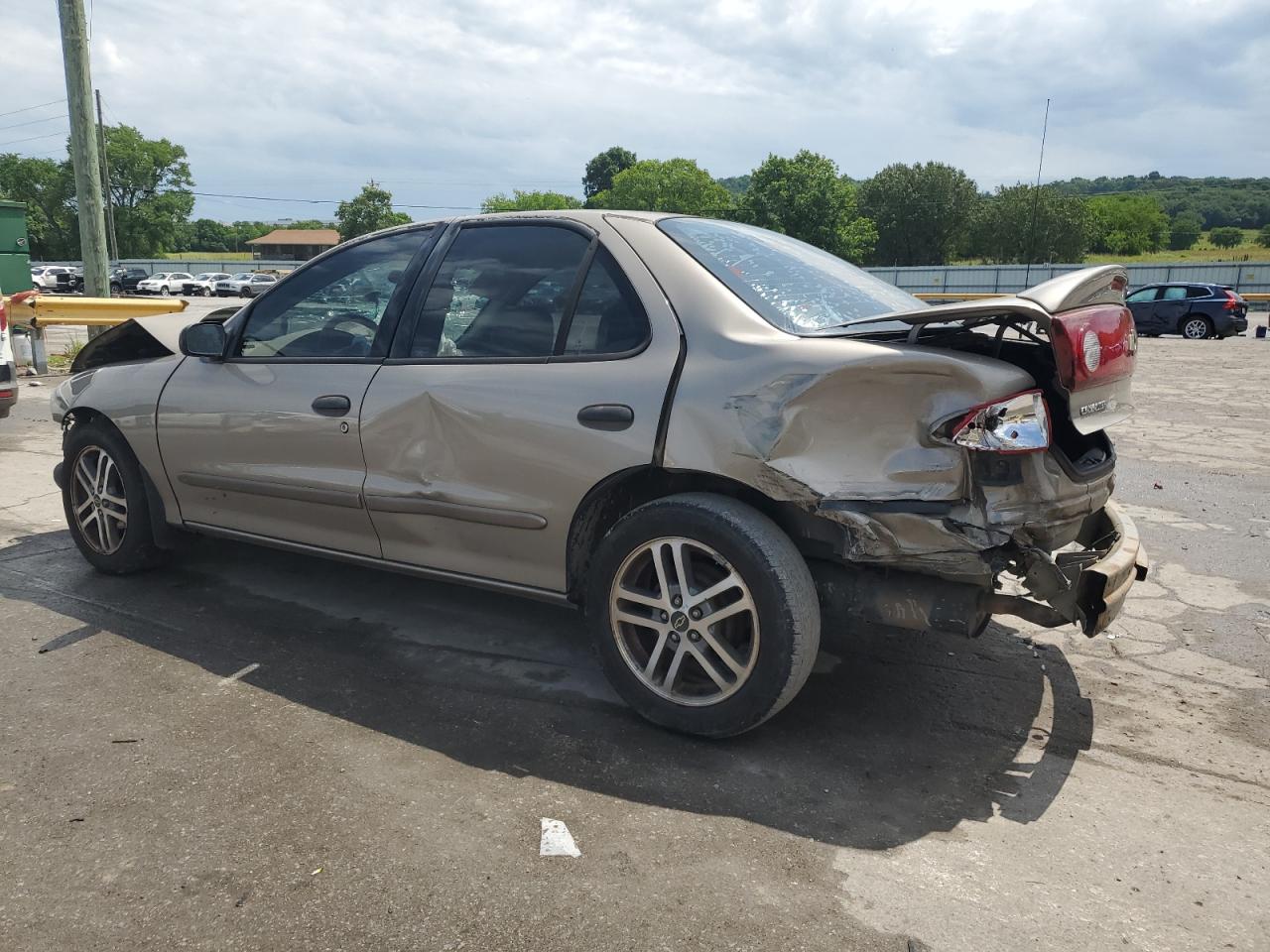 2004 Chevrolet Cavalier - Image 2