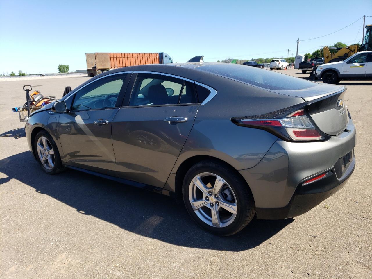 2016 Chevrolet Volt - Image 2