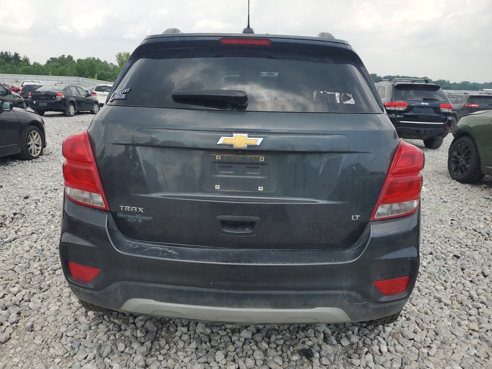 KL7CJLSB7JB663692 2018 Chevrolet Trax 1Lt