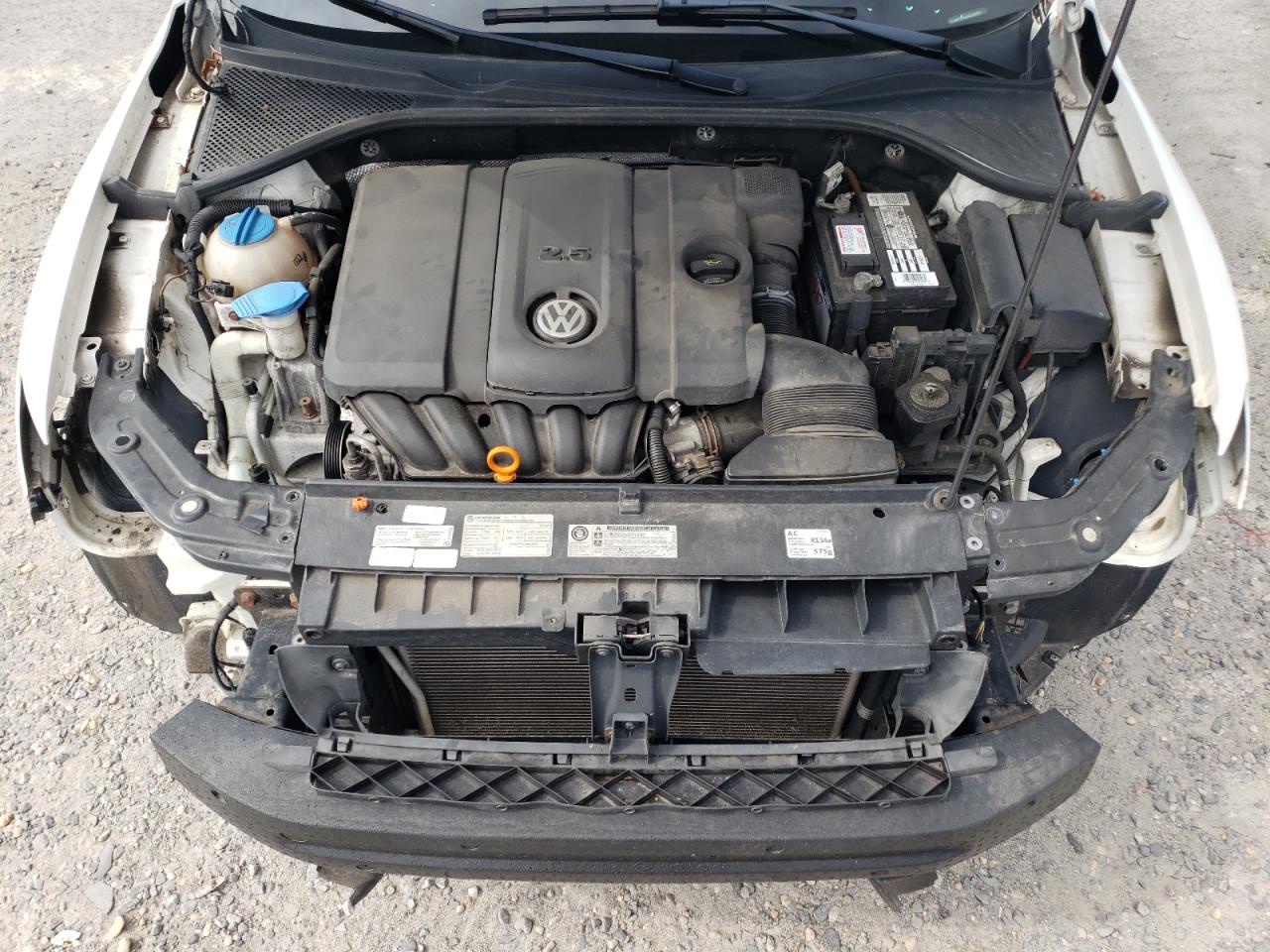 2013 Volkswagen Passat Se VIN: 1VWBP7A34DC046681 Lot: 60903084