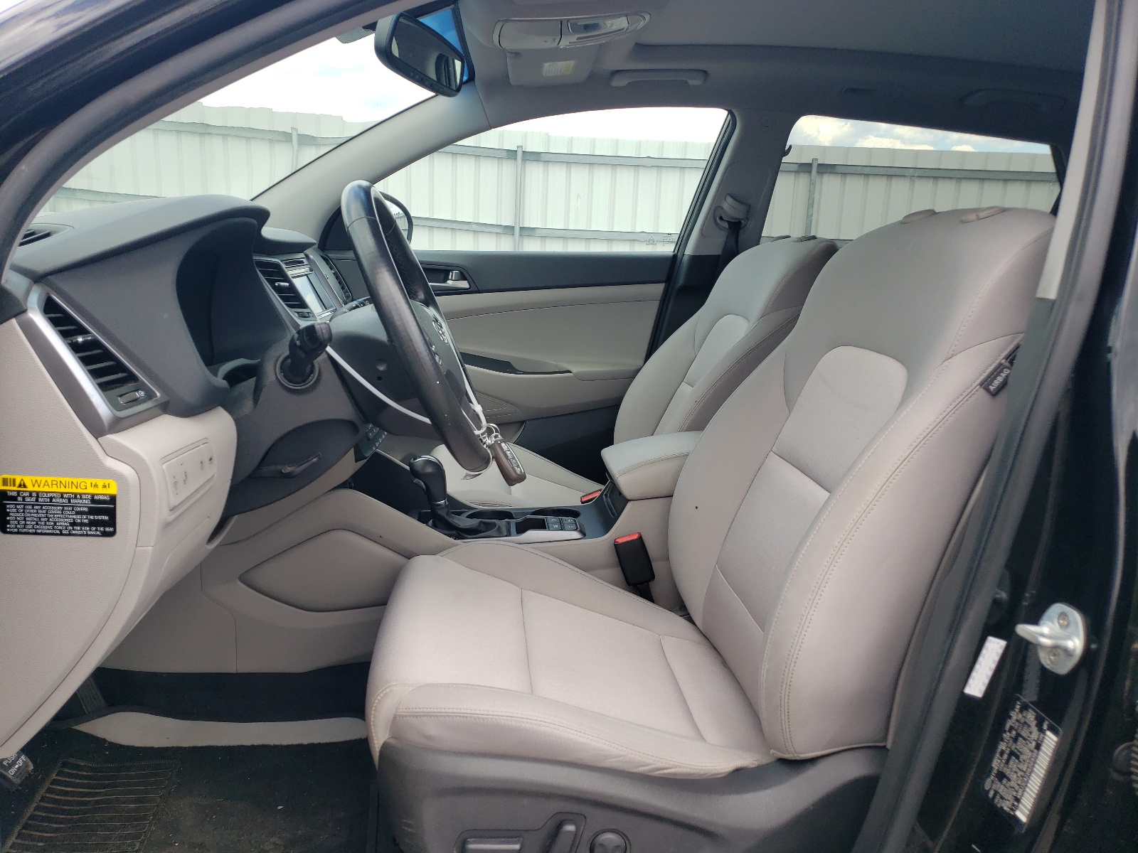 KM8J3CA2XHU569368 2017 Hyundai Tucson Limited