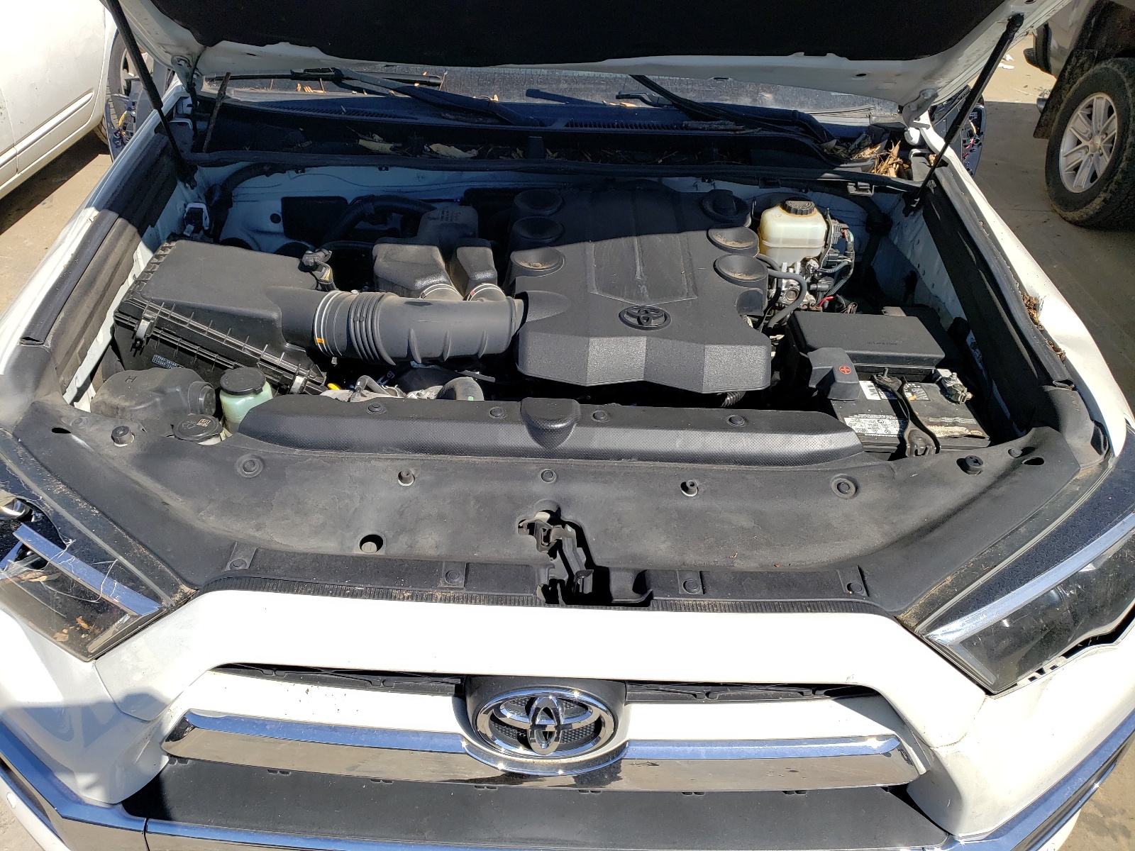 JTEBU5JR4G5294745 2016 Toyota 4Runner Sr5/Sr5 Premium