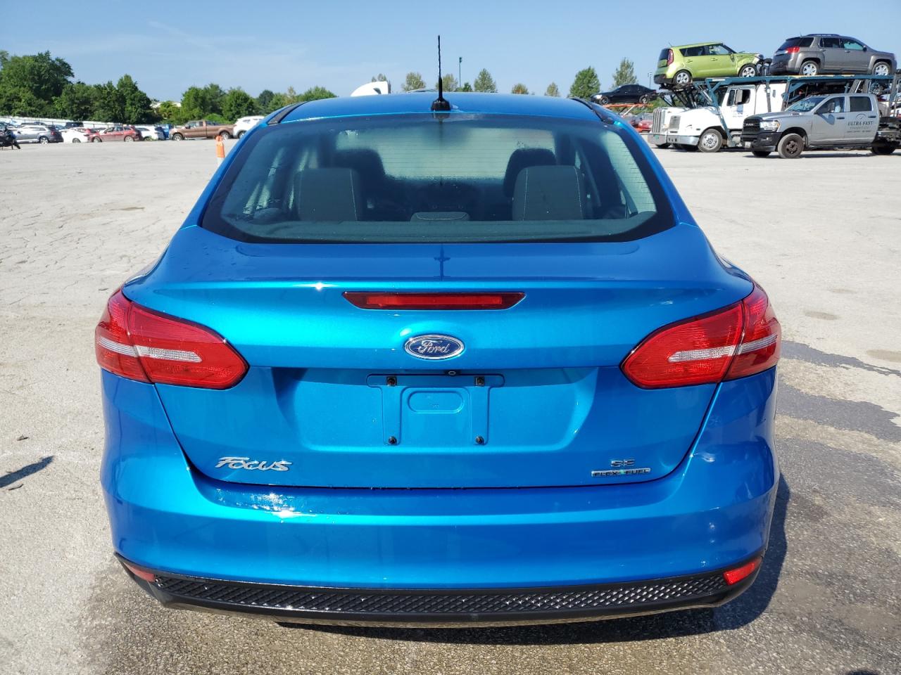 2015 Ford Focus Se VIN: 1FADP3F26FL355064 Lot: 59596474