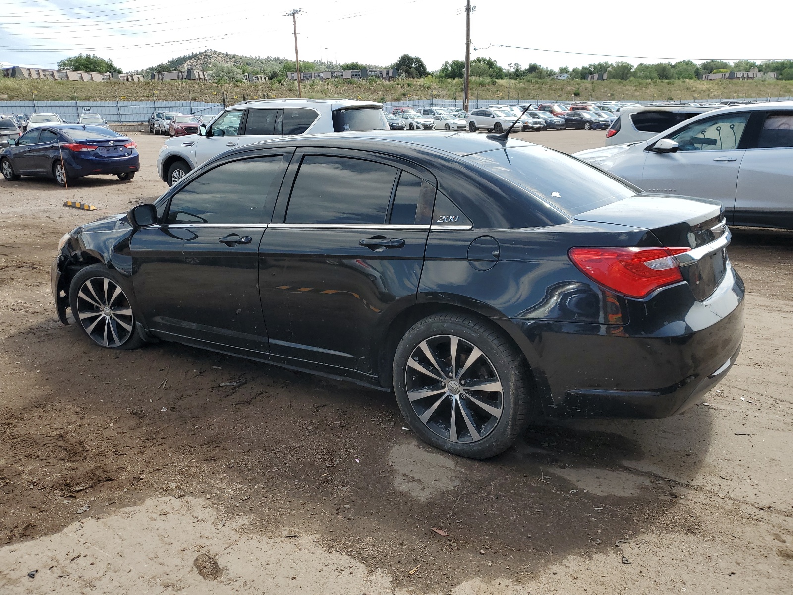 2014 Chrysler 200 Limited vin: 1C3CCBCG6EN103365