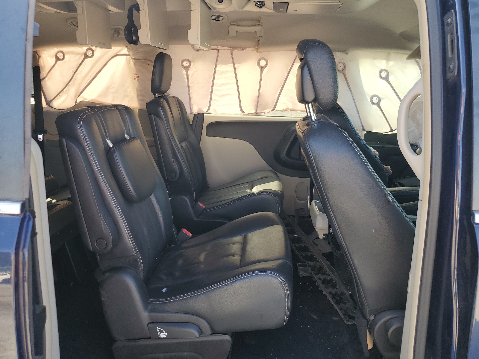 2C4RC1BG3DR630606 2013 Chrysler Town & Country Touring