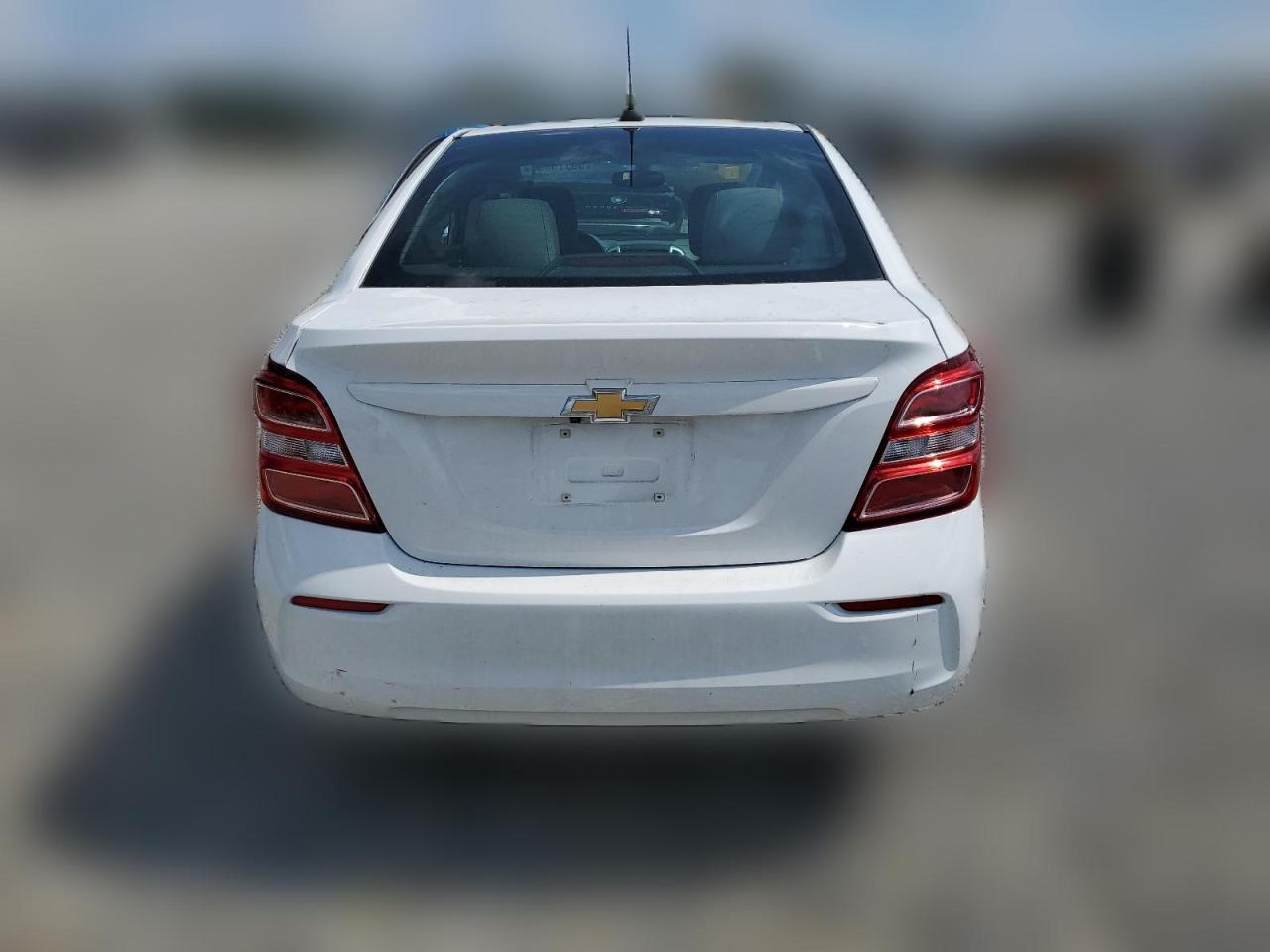 2019 Chevrolet Sonic Ls VIN: 1G1JB5SB8K4137086 Lot: 59015554