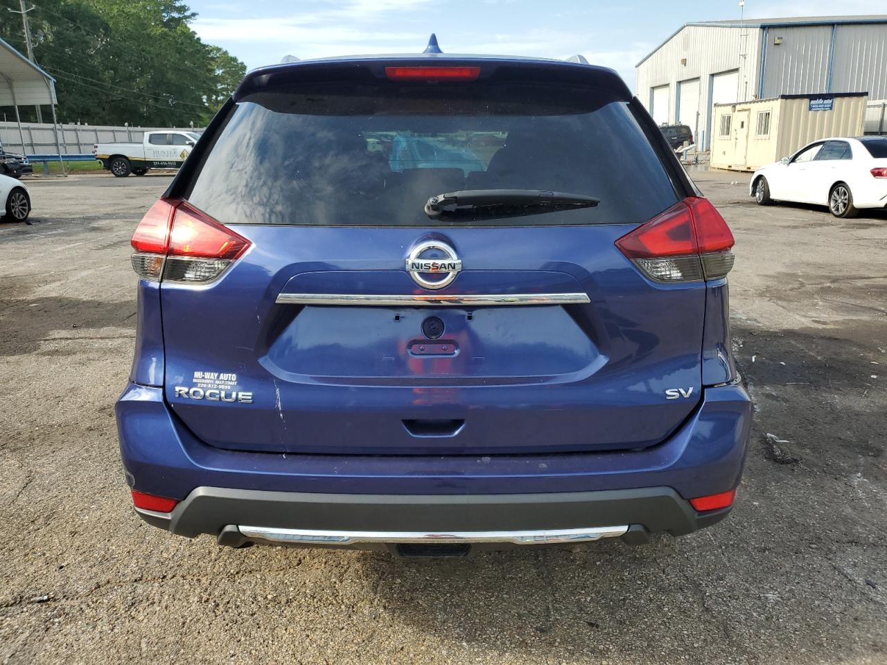 2017 Nissan Rogue S VIN: KNMAT2MTXHP602550 Lot: 58342584