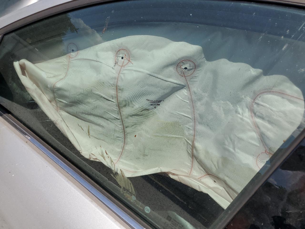 2019 Chevrolet Equinox Premier VIN: 2GNAXPEX8K6165696 Lot: 60472434