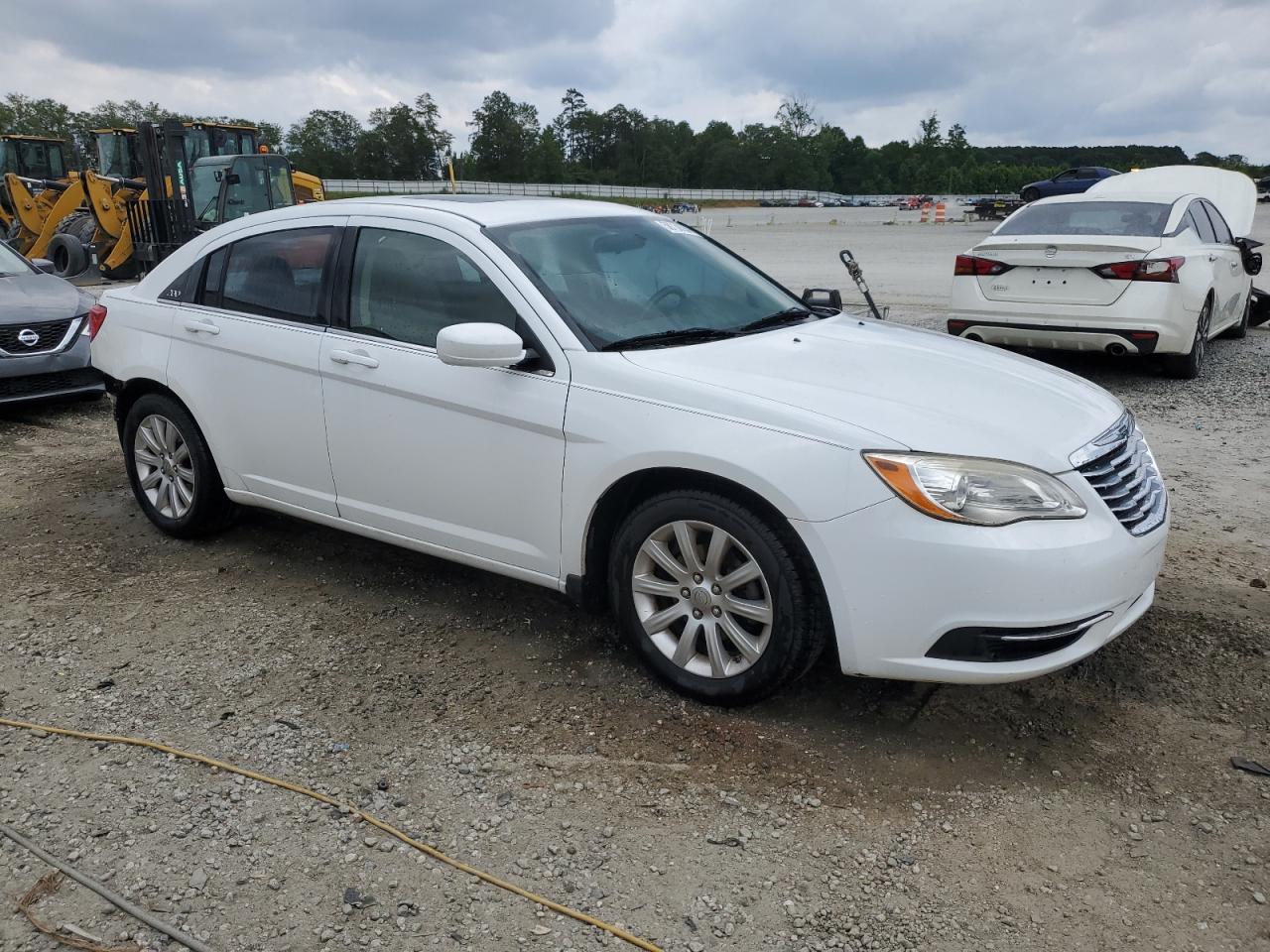 2012 Chrysler 200 - Image 4