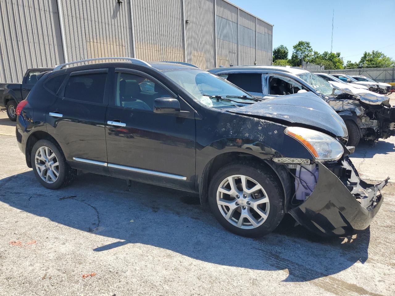 2011 Nissan Rogue - Image 4