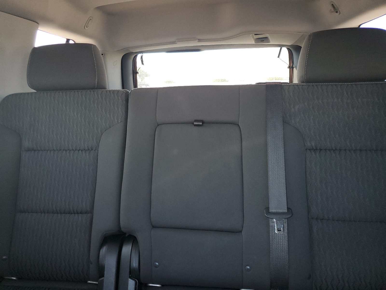 1GNSCAKC4KR263269 2019 Chevrolet Tahoe C1500 Ls