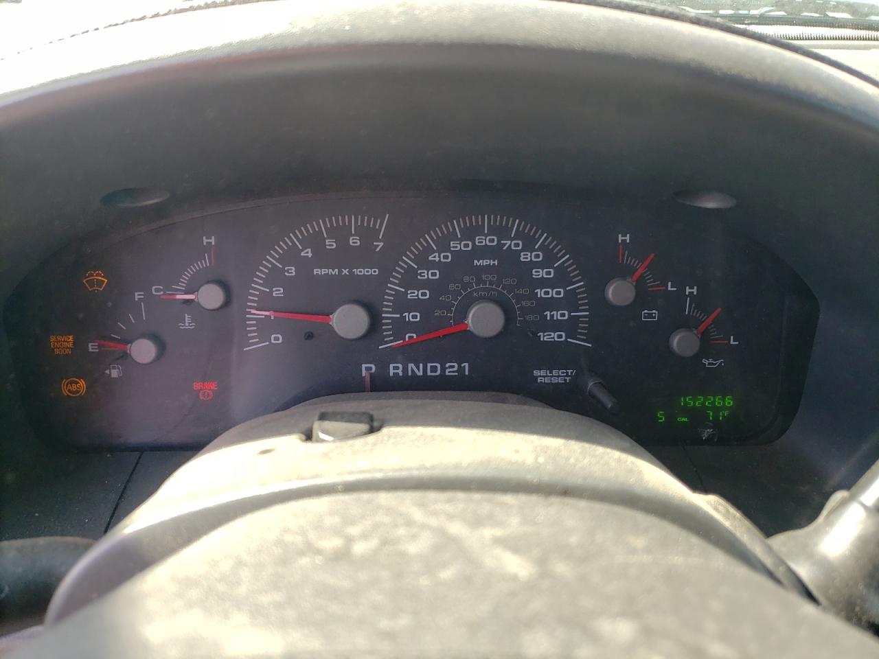 2004 Ford Expedition Xlt VIN: 1FMRU15W84LA02240 Lot: 58345254