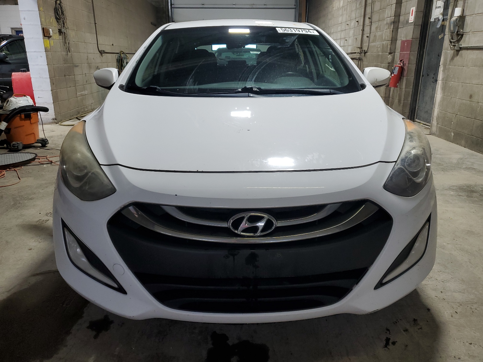 2013 Hyundai Elantra Gt vin: KMHD35LE1DU085440