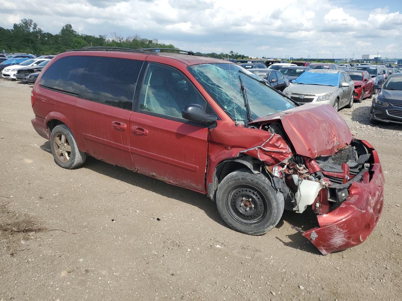 2005 Dodge Grand Caravan Sxt VIN: 2D4GP44L45R185692 Lot: 56878484