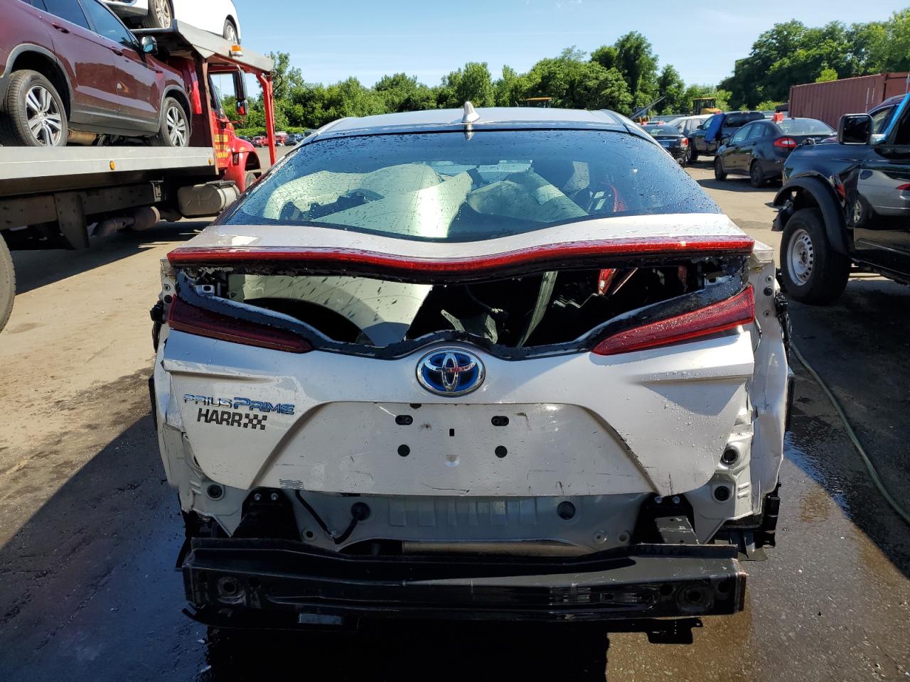 2018 Toyota Prius Prime VIN: JTDKARFP3J3083793 Lot: 60845854