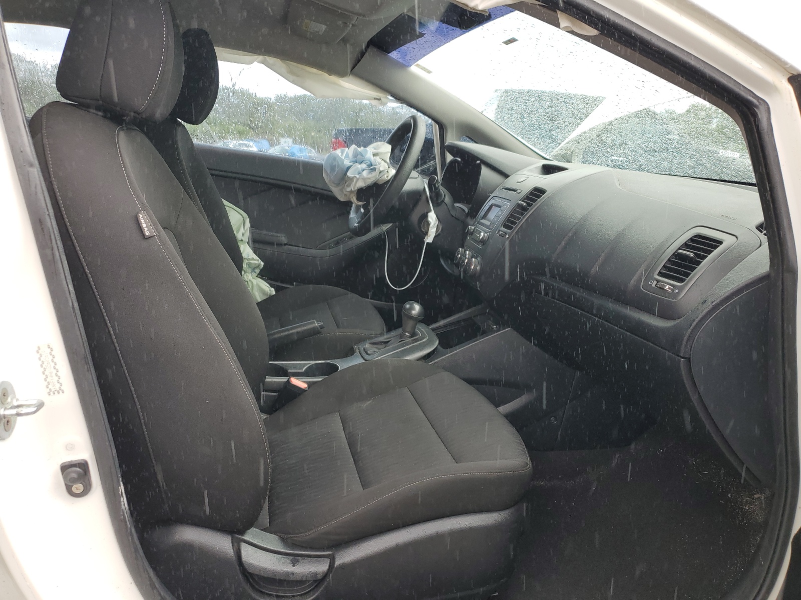 KNAFK4A6XG5605619 2016 Kia Forte Lx