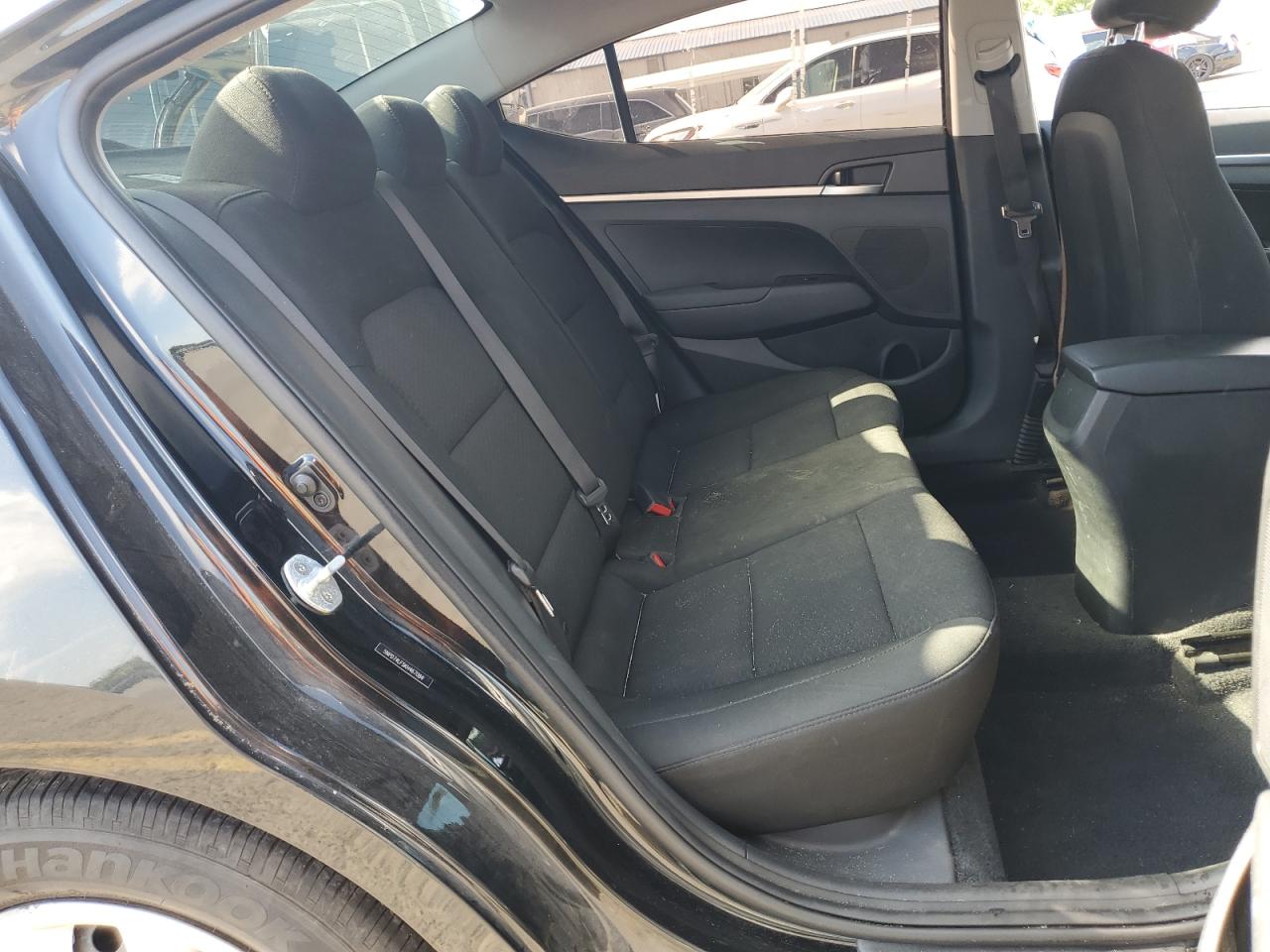 2019 Hyundai Elantra Se VIN: 5NPD74LF5KH467084 Lot: 60858194